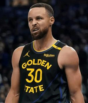 库里：我最近一直在生病而且现在脚踝又轻微扭伤了。库里谈球队不敌魔术，他表示：我最