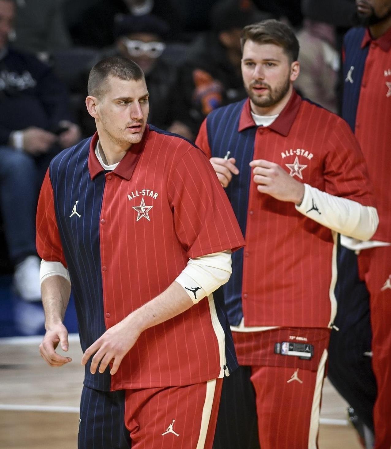肖华真听劝啊
名记shams今天在一档节目中透露，2026年NBA全明星将改制，