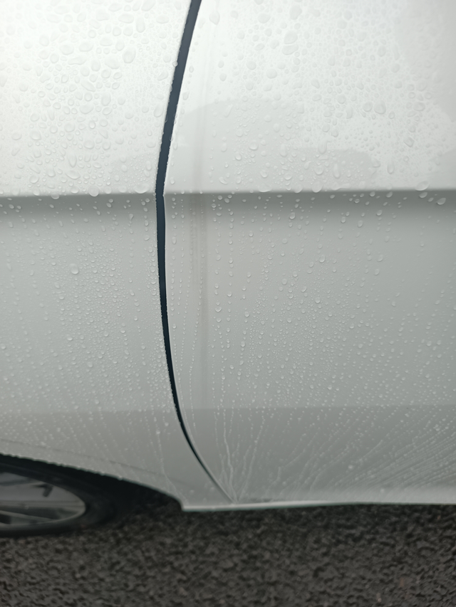 吉利帝豪第四代
各位四代吉利帝豪的大哥们，有没有遇到过这种情况，刚刚去看一下四个