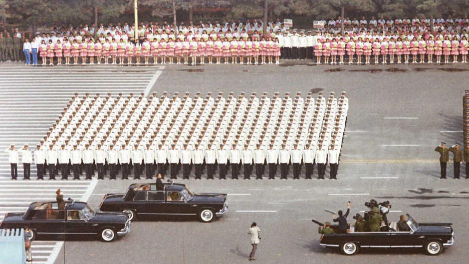 1984年国庆大阅兵：改革开放后的雄狮初醒