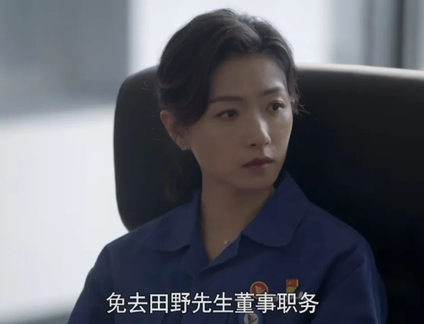曾经的现象级爆款《人民的名义》、《突围》编剧周梅森的又一部电视剧已经悄悄上映了，
