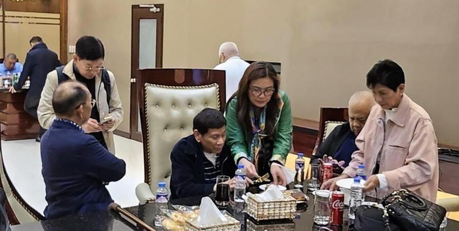 杜特尔特被捕后，美国给了3亿美元，中国抓了3名菲律宾人
杜特尔特被捕一事仍在发酵