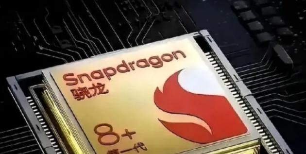 美国芯片巨头坐不住了！中国突然甩出一记“反杀”——要求所有电信运营商2027年前