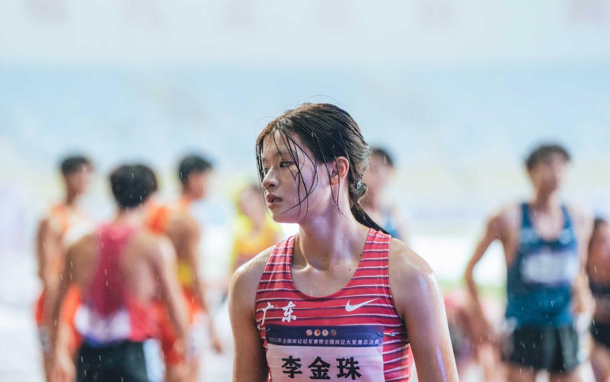 中国女子短跑又一位颜值不逊任何知名女艺人的美女横空出世，那就是广东队的李金珠。1