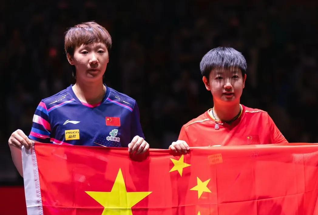 对孙颖莎与王曼昱的建议:
1.首先是健康。升国旗的比赛必须参加，因为代表国家的荣
