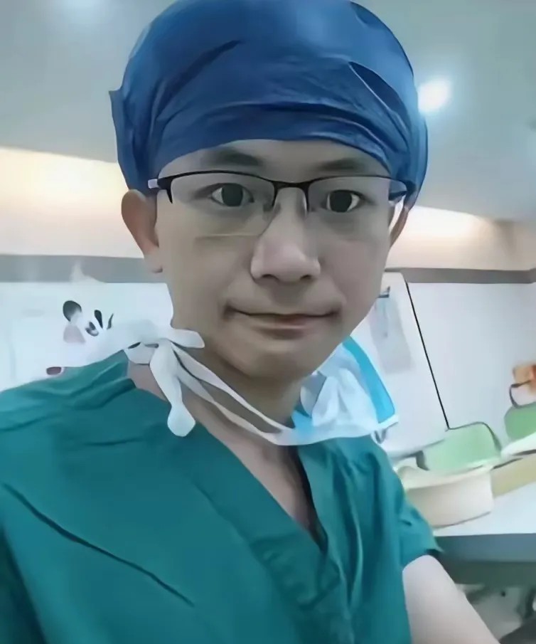 真相永远深埋！

年轻的罗帅宇能自杀吗？

罗帅宇只是在不恰当的地方遇到了不