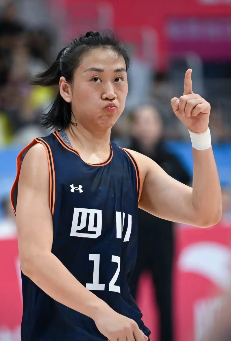 WCBA常规赛以来，小组赛三轮赛罢。获小组赛三连胜拿6分的球队，除了四川女篮之外