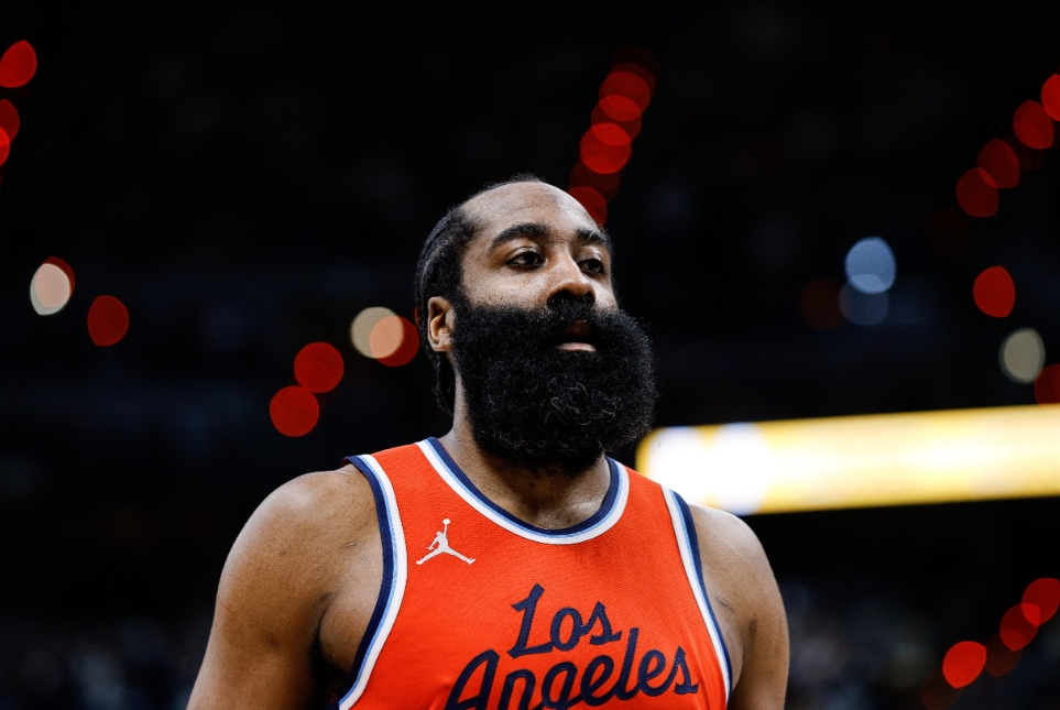 内线准备时刻吃饼，哈登将成为骑士的新发动机！

哈登加盟骑士对于内线球员艾伦和莫