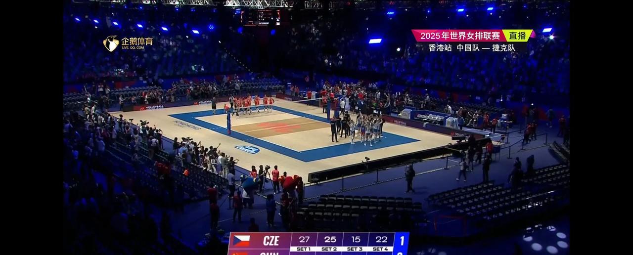 3：1，中国女排香港站开门红。本来应该是一场3：0的比赛，结果打成3：1，第二局
