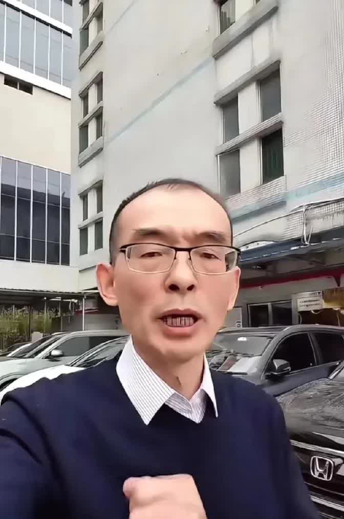 最近看到一个话题挺让人无语的，说是有这么一种情况，有人通过不正规途径得到了孩子，