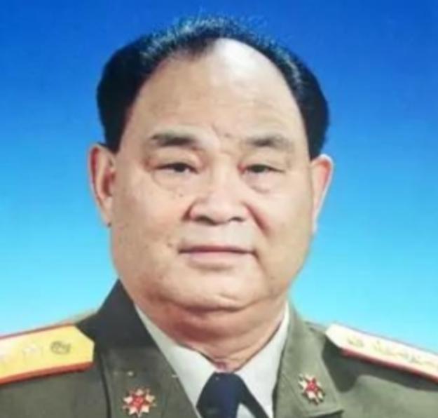 1992年3月，成都军区司令张太恒到北京开会，那时中央军委秘书长杨白冰突然告诉他