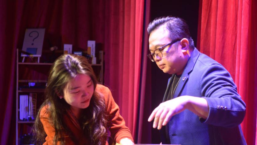 深圳市妇儿大厦“引力共生crush计划”社交魔术课程温情结课，魔术助力青年自信发展