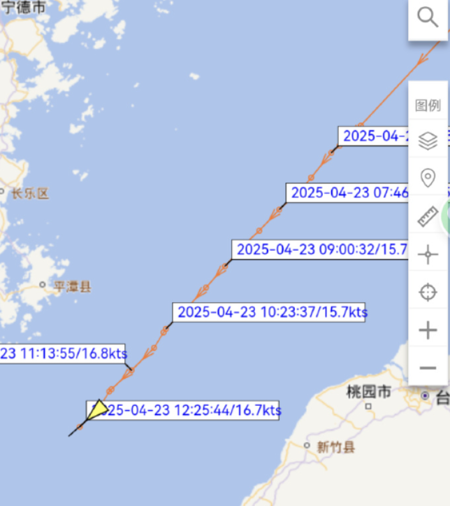 4月23日，于中方海军节之际，美舰穿航台海挑衅，结果被狠狠“打脸”！

这一天本