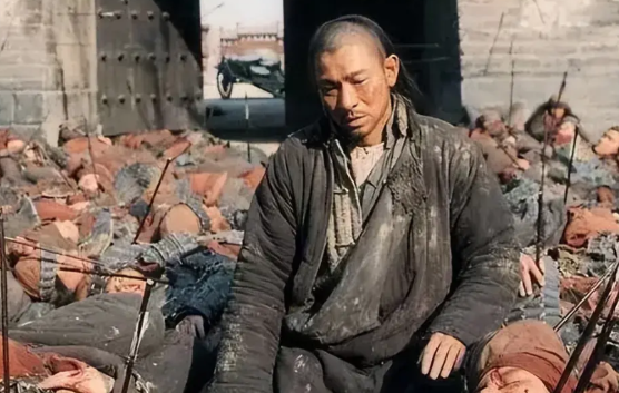 曾国藩奉旨到长沙团练乡民，一上任便展示出与其以往“温和文人”形象相反的一面，可以
