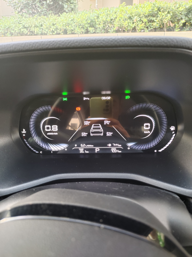 你后悔了吗
某些车主反馈说买这车后悔了，无非就说油耗高动力弱点。我是一点都不后悔