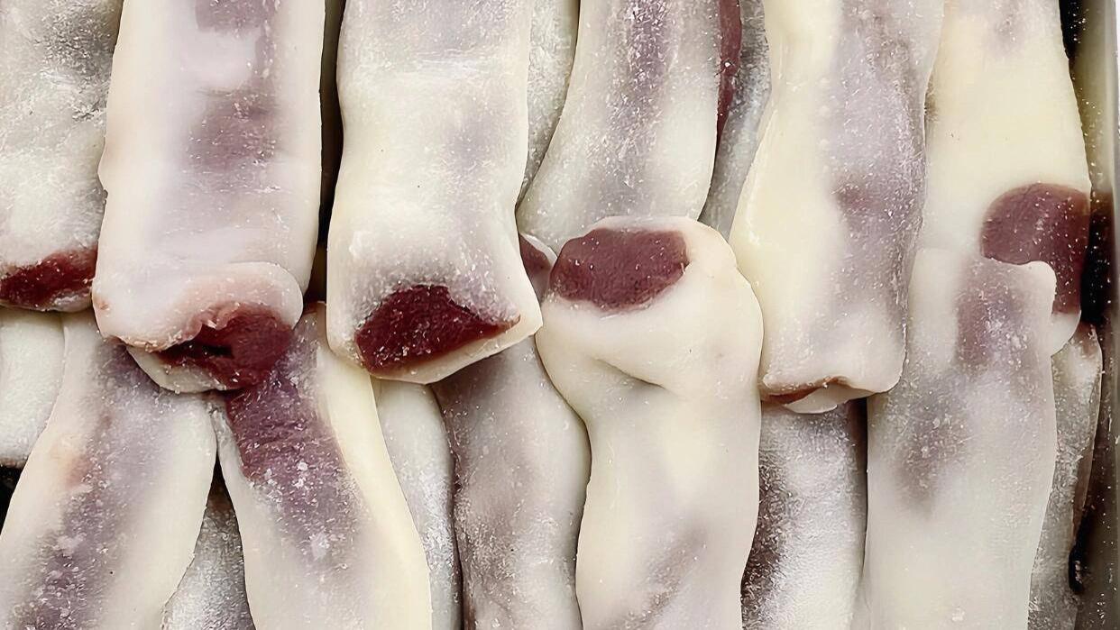 红豆沙凉糕：夏日里的清凉小方，一口甜进心坎里！