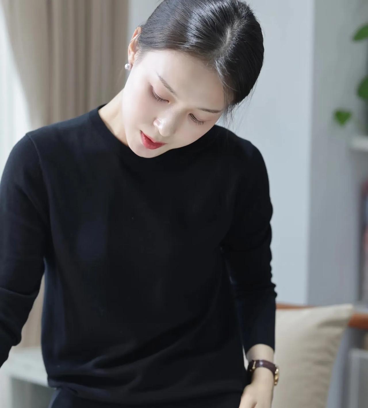 给已婚妇女说几句，掏心窝子的话：
刷到这里，多半是你要转运了，评论区留下句“八方