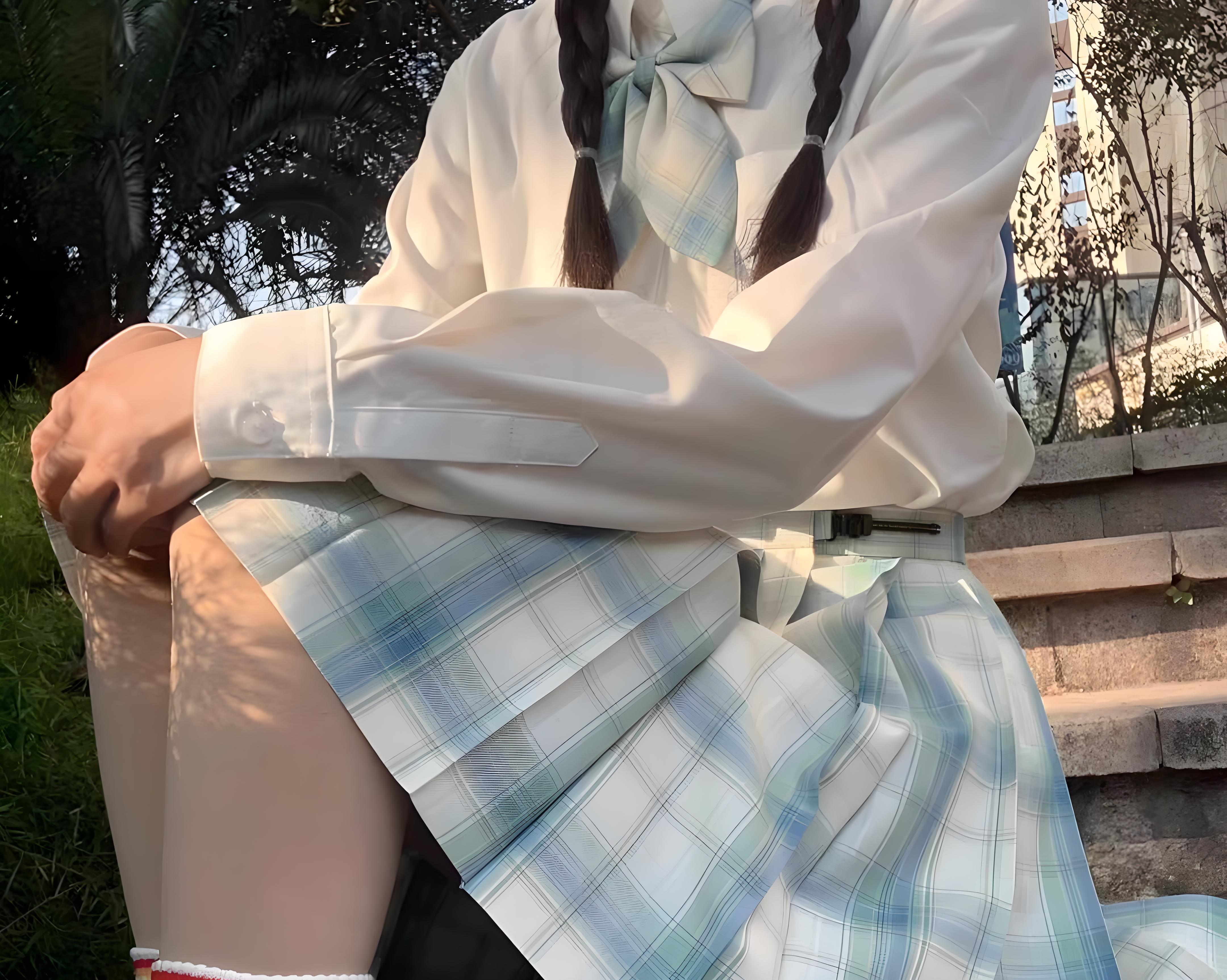 天天说想看JK，给你看了你还嫌弃不好看，就算好看你又愿意点赞和关注！