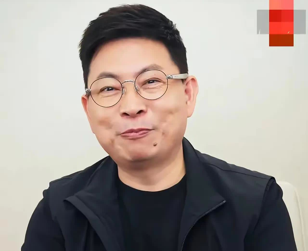 我有种预感，

华为Pura80的讨论要跑偏了。

不是因为马达弱，也不