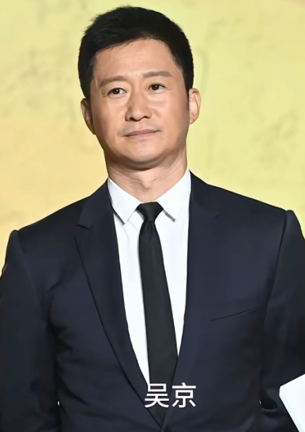 吴京这次真给架得够呛。

那尔那茜的升学路，把政策空子钻了个彻底。

北京海淀顶