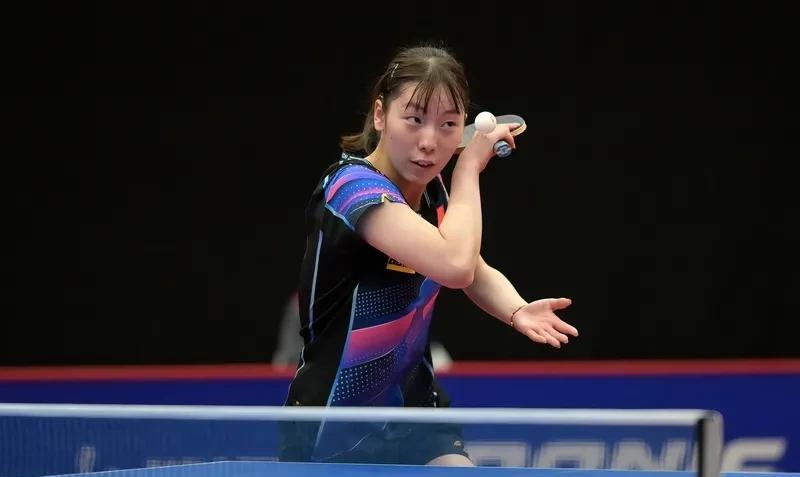 都说日本的削球手桥本帆乃香厉害，
再看看咱们的削球手，
   中国大满贯首轮，杨