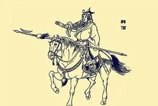 韩信在诛灭诸侯国的过程中，渐渐兵精将勇，所向披靡。他踌躇满志，自以为自己羽翼丰满