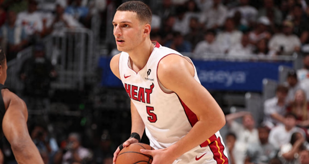 热火主教练埃里克-斯波尔斯特拉近日接受采访，谈及即将代表塞尔维亚出战欧洲杯的热火