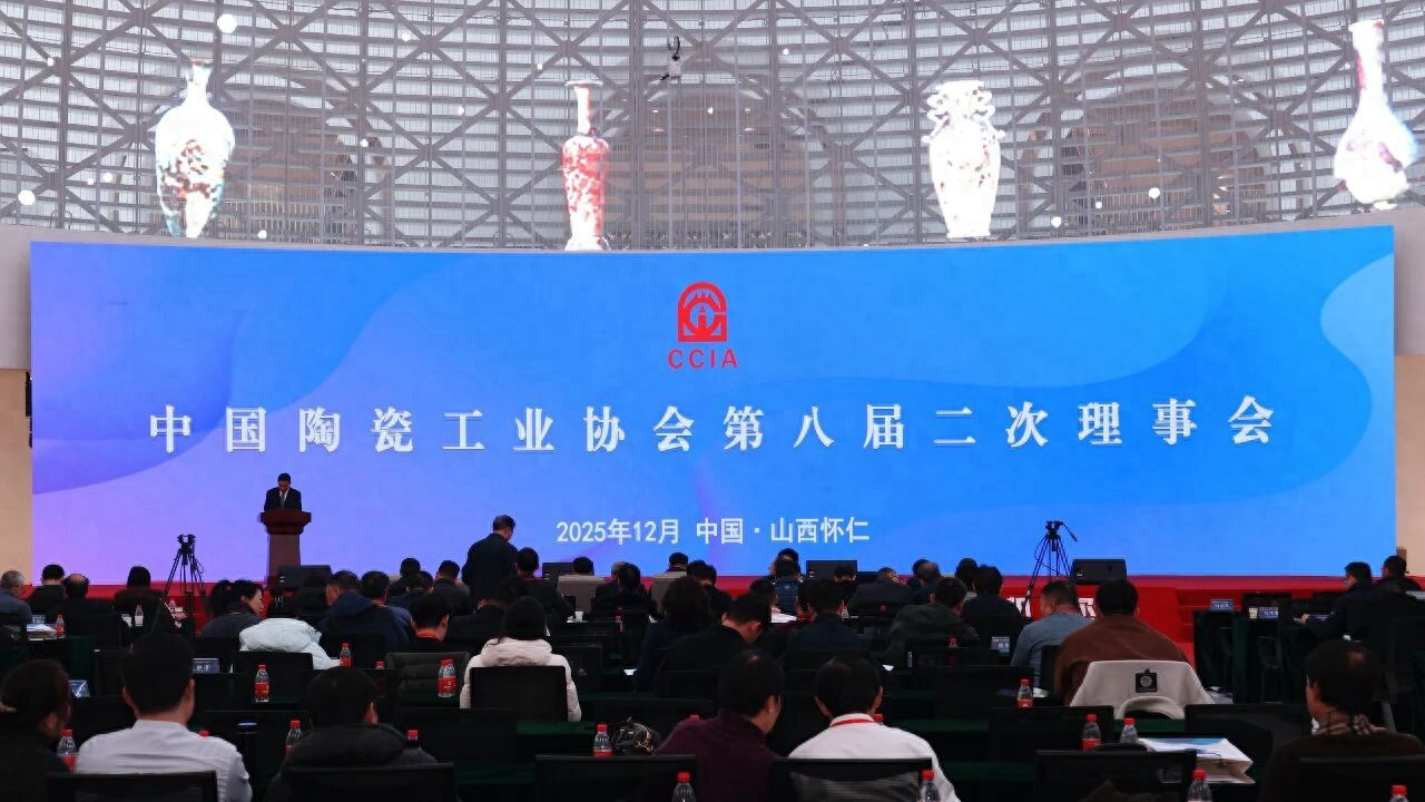 林一豪《文殊普贤》摘国家级金奖，被市政府永久收藏