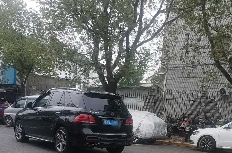 买车的理由！
你买车了嘛？如果你买车的话，是什么让你有买车的冲动呢？
今天看