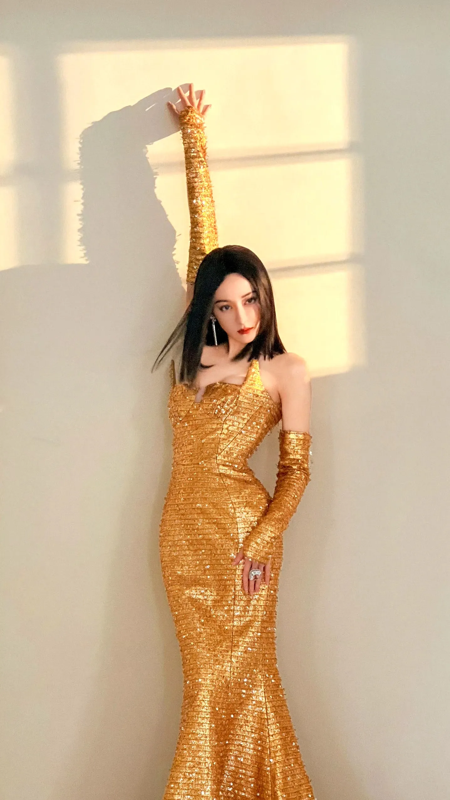 你觉得迪丽热巴身材好吗