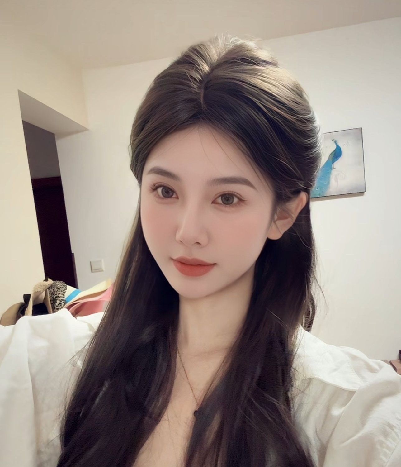 网上说
拒绝男人最好的办法
就是提钱
你要想拒绝谁
就问他借个万儿八千的
一提钱