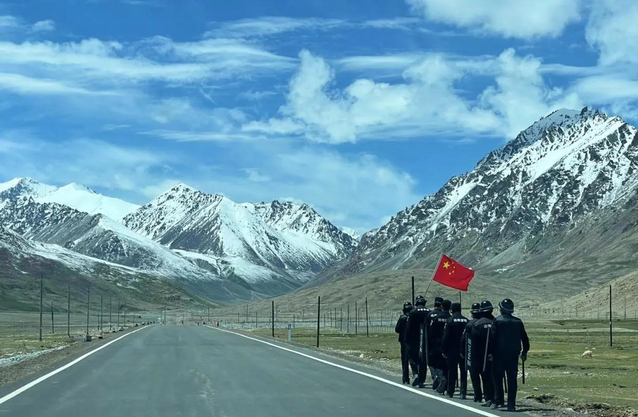 在亚洲腹地，藏着一条牵动大国命脉的"神秘通道"！400公里的瓦罕走廊，看似荒无人