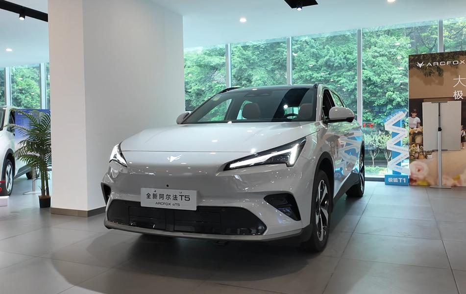 同比增长112%！北汽新能源10月销量破3万辆