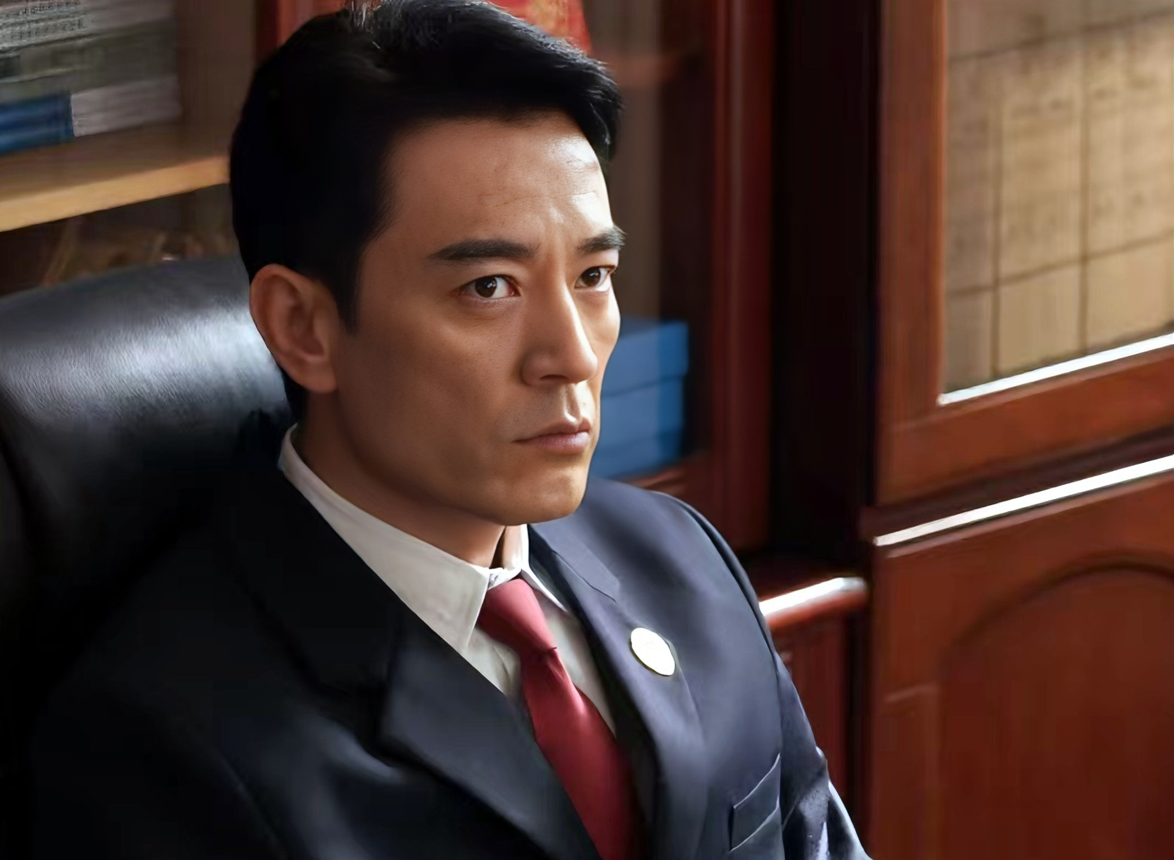 《以法之名》：李人骏当了两年的代理检察长，恰恰说明他不是保护伞！
