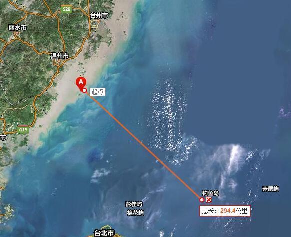 日本渔船在钓鱼岛”挑衅”中国海军。
最近，在我国钓鱼岛附近，又发生了一起摩擦事件