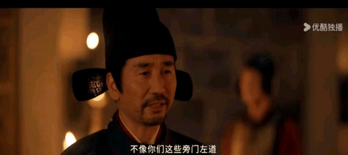 郑晓龙这会儿肯定肠子都要悔青了，他翻来覆去想了一夜，怎么也想不通。

有流量的肖