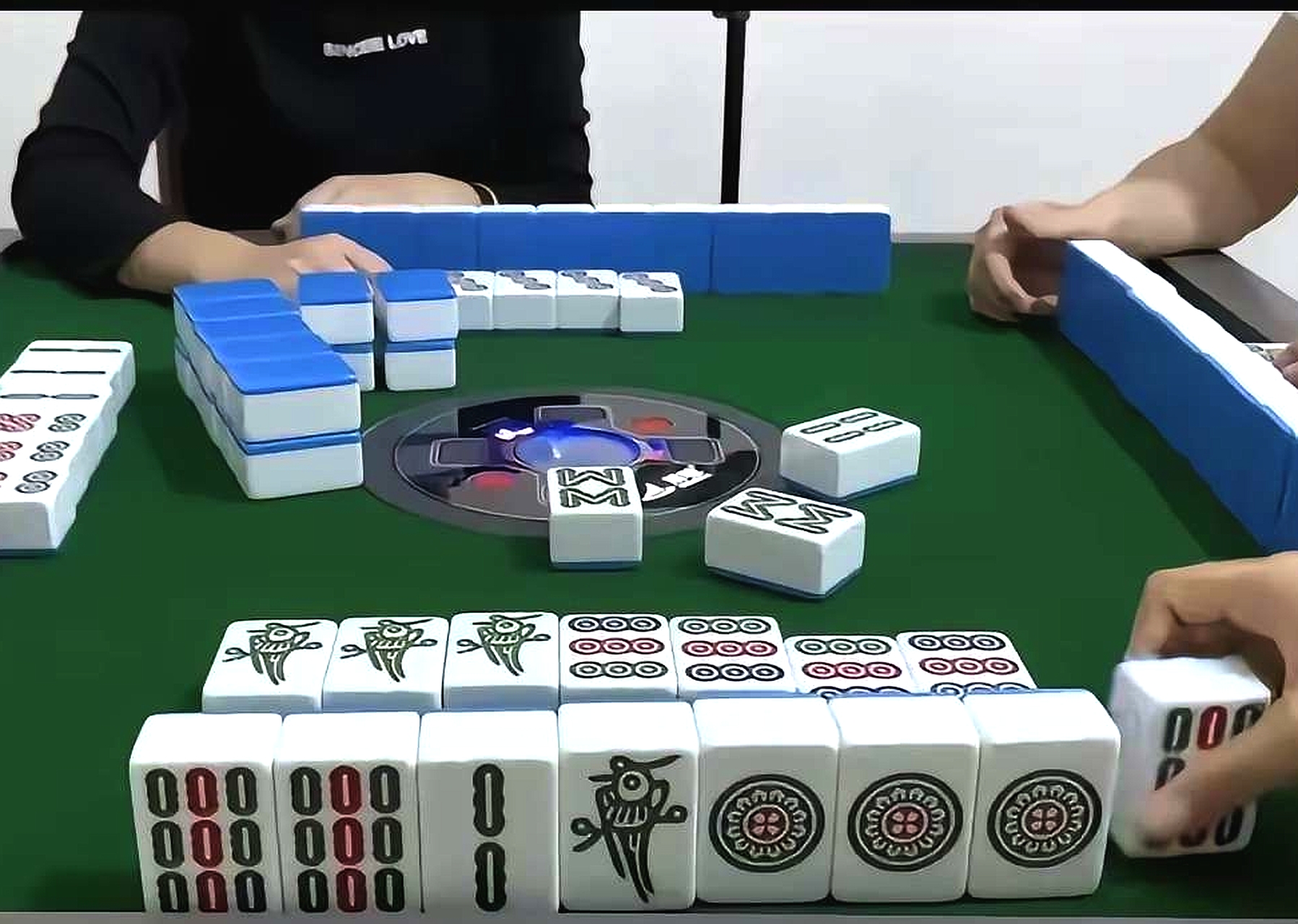 一不小心，摸了张九条，咋打？ 在线等，挺急的！！！