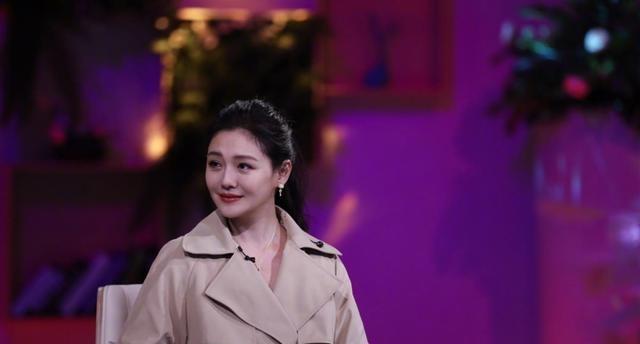 女演员大S流感并发肺炎去世，年仅48岁看到这个消息，心里五味杂陈。流感并发肺炎，