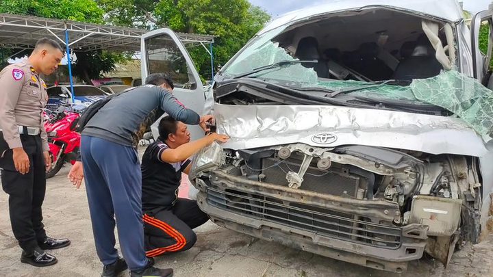 印尼巴厘岛发生重大交通事故，中国公民5死8伤