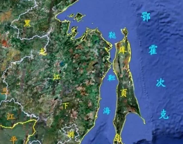 上个世纪九十年代，俄罗斯生物学家们在库页岛上发现了一块汉字石碑，因为是汉字，所以