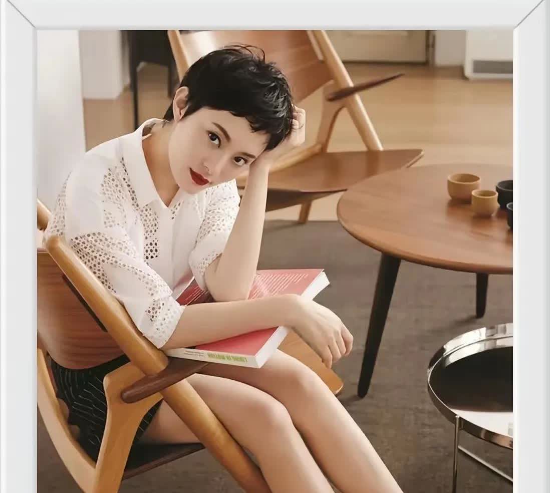 孙俪，身高165厘米，短发显气质，但脚丫子挺丑的，你看是不是？
