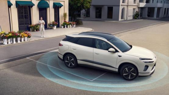 比亚迪海狮06刷新销量破十万最快纪录，定义新一代全能神车！