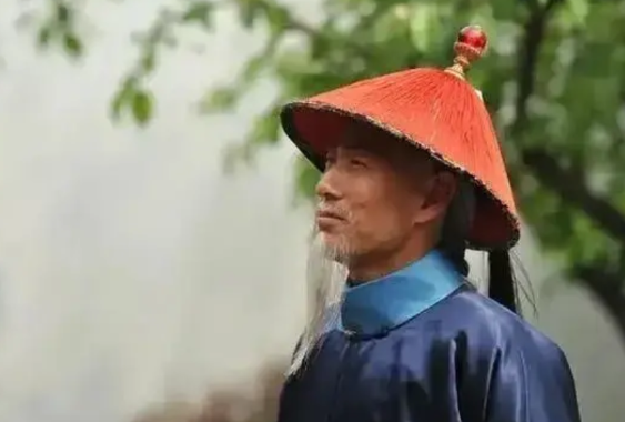 南海知县，以下哪个职位任南海知县是升职，哪些是降职或平调？

1、以正七品的大理