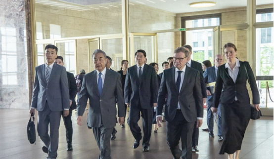 中国提往事 望德国支持统一











中国喊话德国：当年帮你们统一，