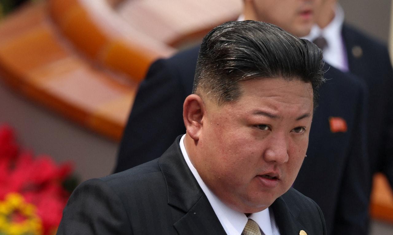 金正恩算是玩明白了，挨着中国建核弹基地，20年了，美国仍装作没看到。
美国战略与