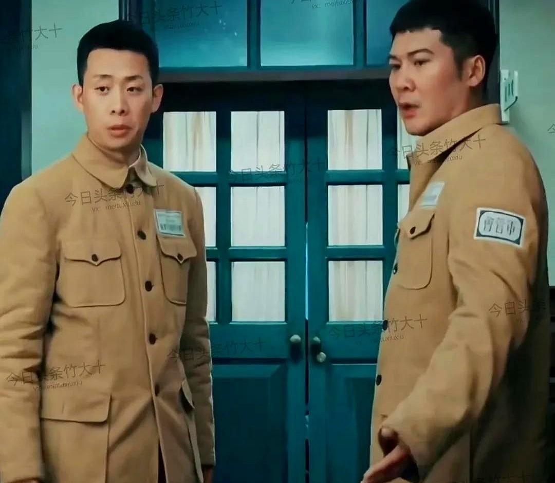 张译新剧里藏着个宝藏演员！
最近追剧时发现一位和张译对戏完全不输阵的年轻演员张隽