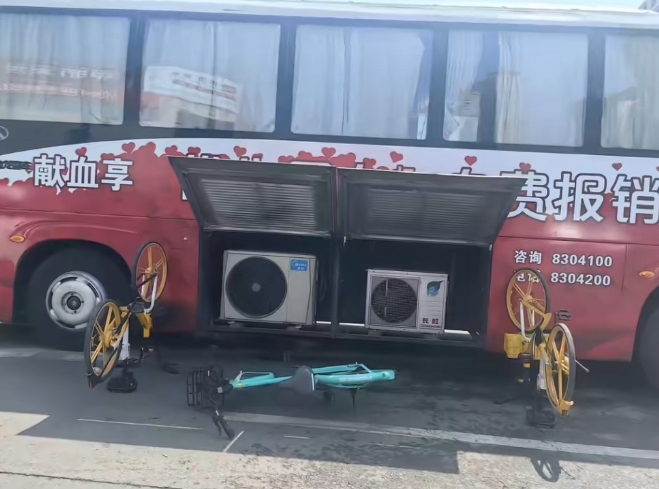 本来想去献个血的，可是看到这一幕，我真的犹豫了。到底要不要献呢？