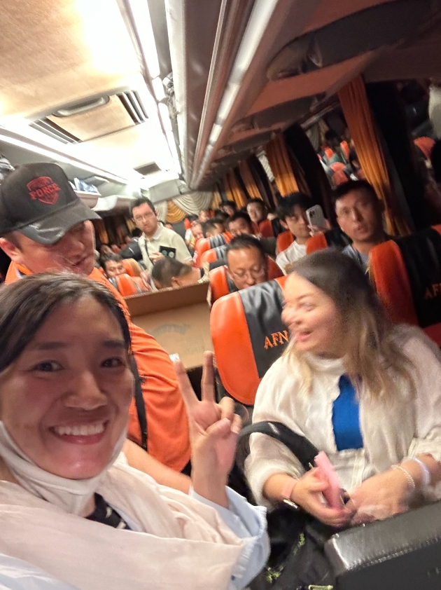 辽宁女子讲述撤离德黑兰34小时：三天三夜没吃没睡，出境时看到五星红旗身子都软了