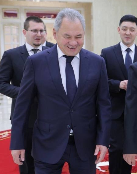 太直接了！第21任韩国总统李在明刚刚宣布就职，俄罗斯就主动采取行动警告韩国。
当