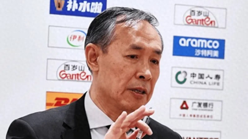 北京首钢将帅矛盾公开后续，深圳记者中肯点评！